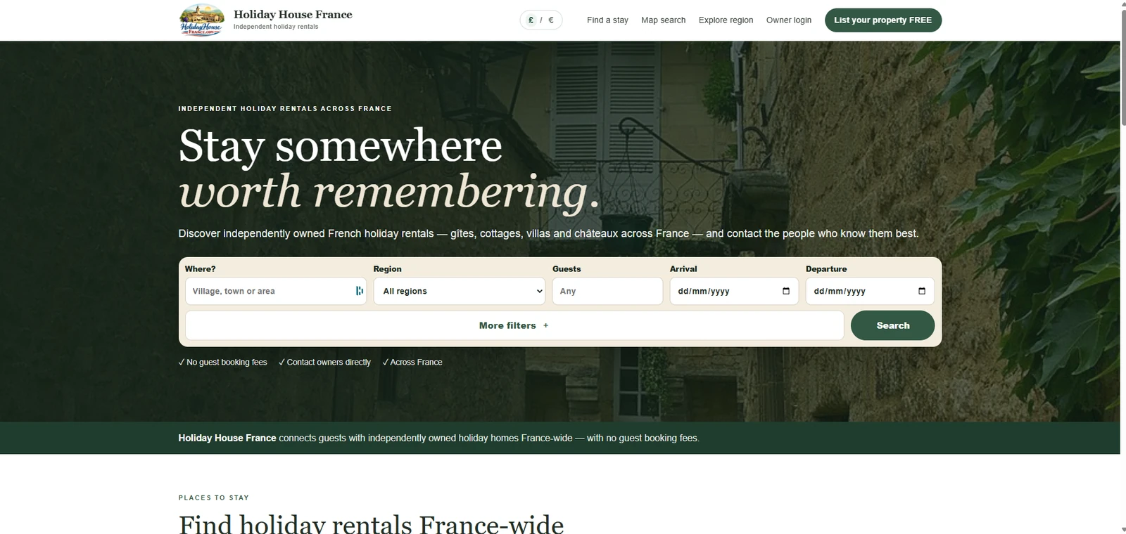 Holiday House France homepage shown in the main showcase panel